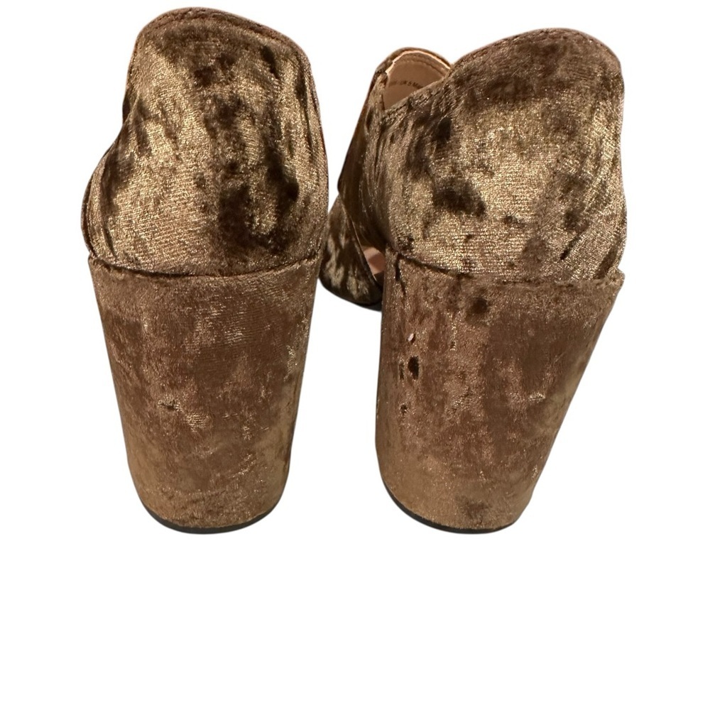 Cabi Interlock Crushed Velvet Block Heel Sandals Shoes Olive Size 6.5 - Picture 6 of 10
